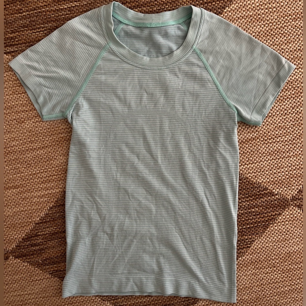 Lululemon Swiftly Tech Short-Sleeve